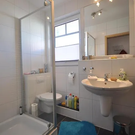 Rossini 8 דירה וגנרוגה