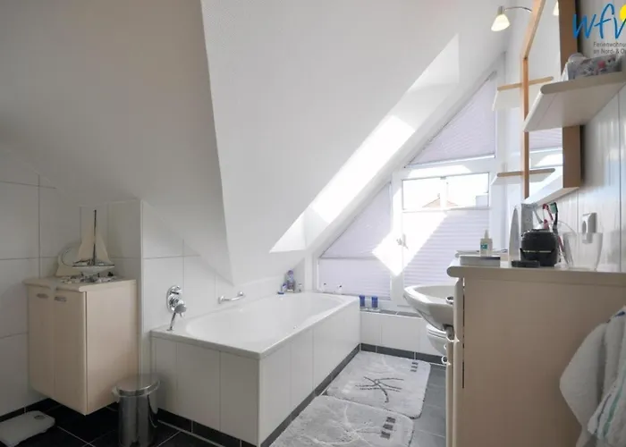 Rossini 8 アパート ヴァンガーオーゲ